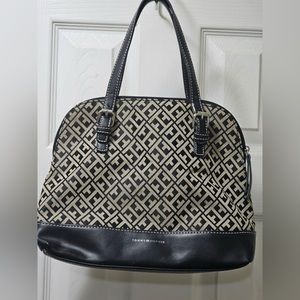 Tommy Hilfiger purse
